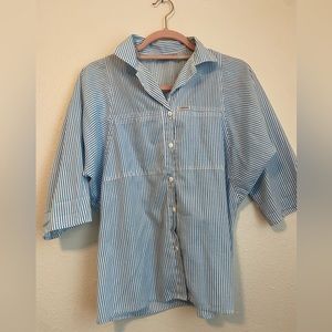 Vintage women’s pinstripe button up blouse
